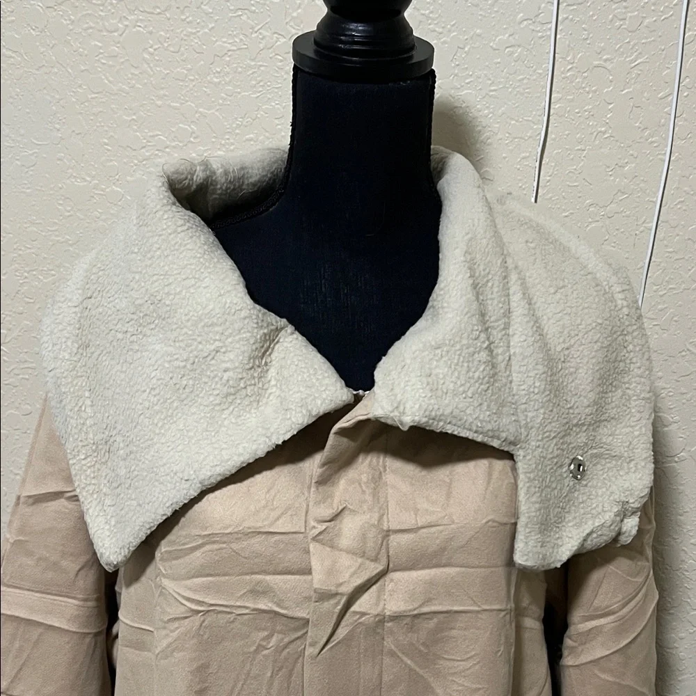 Women's Tan Coat with Shearling Collar